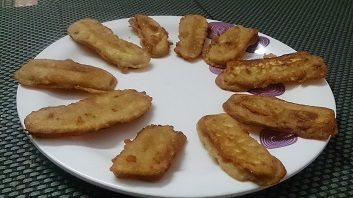 Banana Fritters (Pazham Pori)